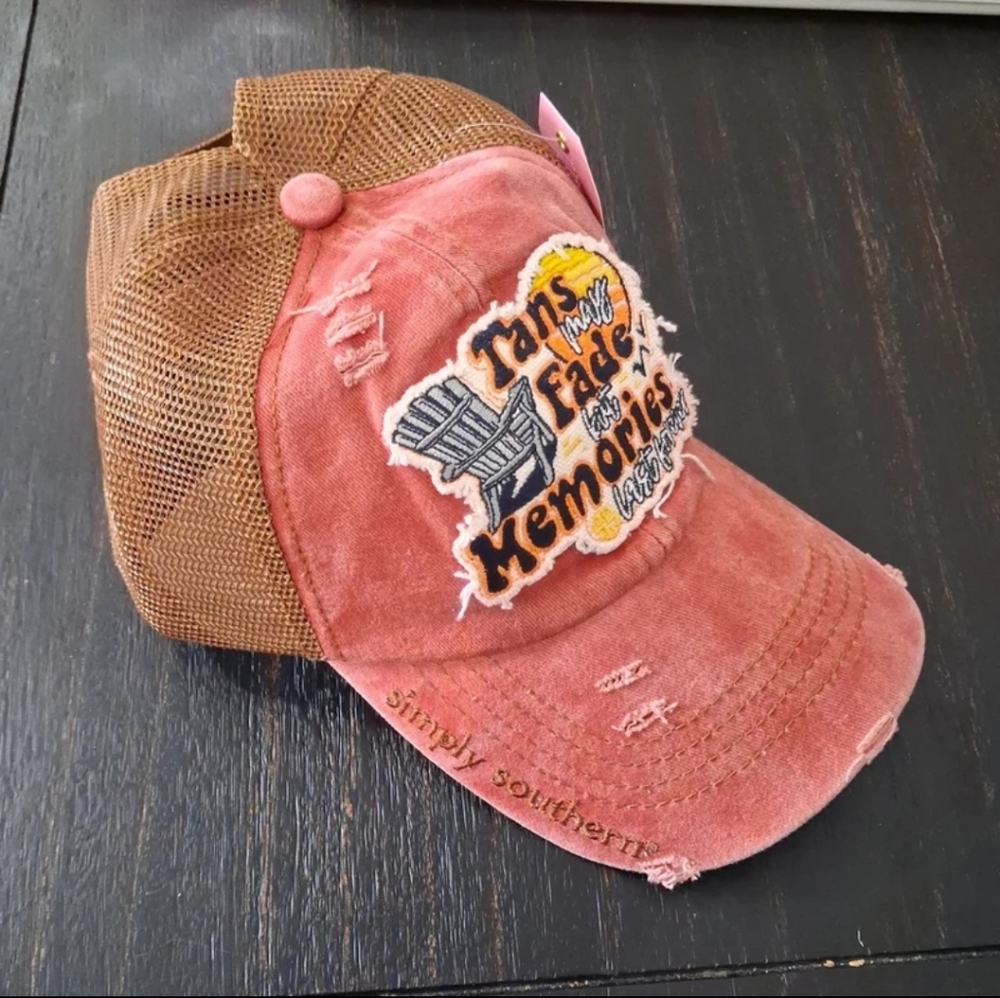 🆕️Simply Southern Rustic Red & Brown Women's Summer Trucker Hat Adjustable OSFM